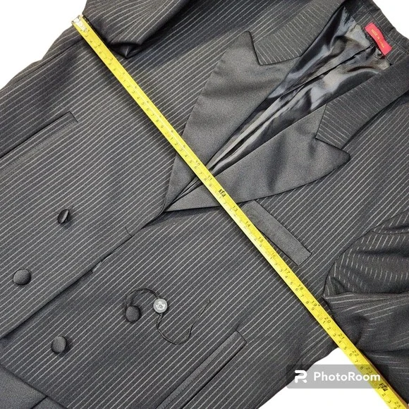 Vitaliano Tail Coat Tuxedo Men's 40R / 33W Super 150's‎ Black Pinstripe Formal